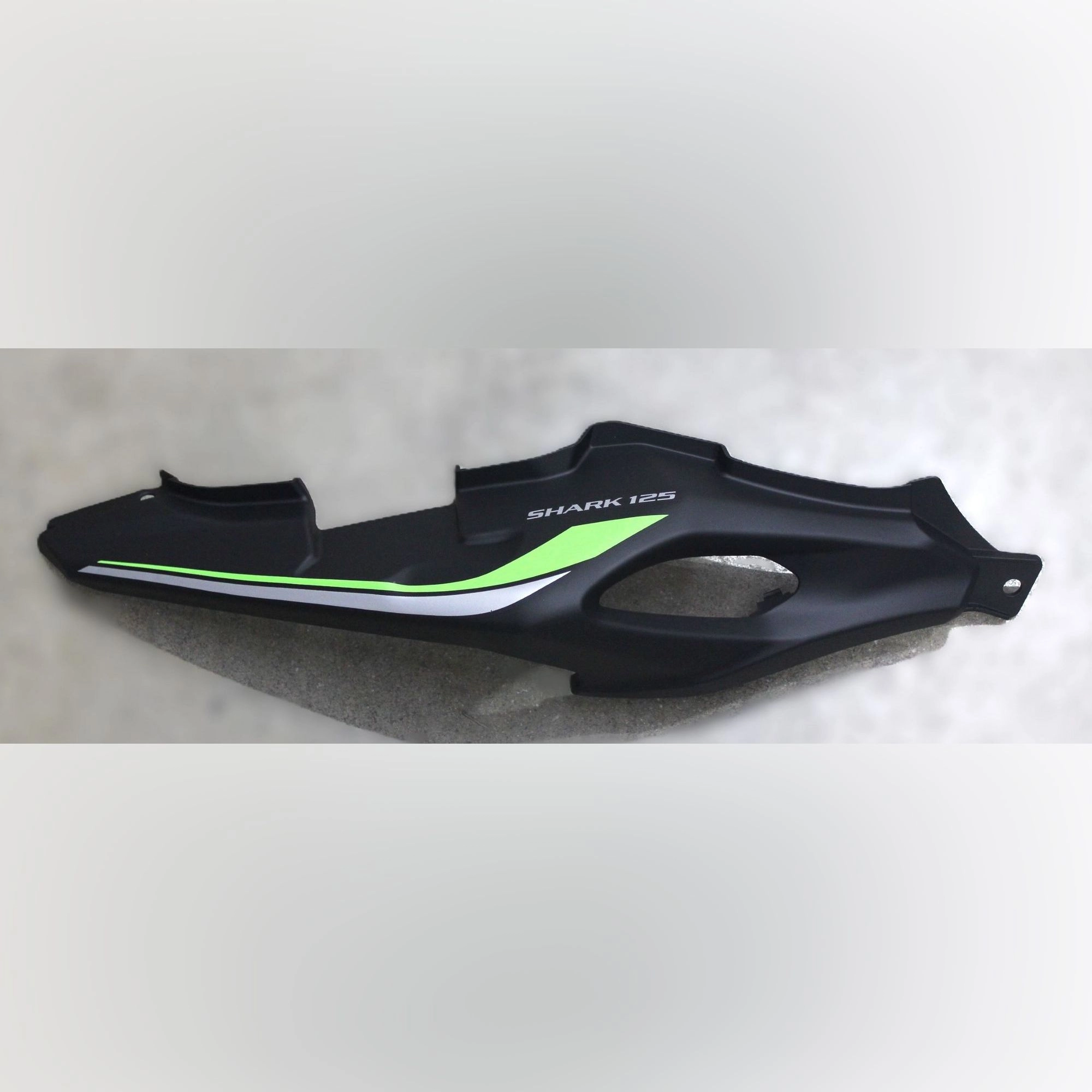 ARORA SHARK 125 SAĞ YAN KAPAK TURUNCU #SHARK 125-067